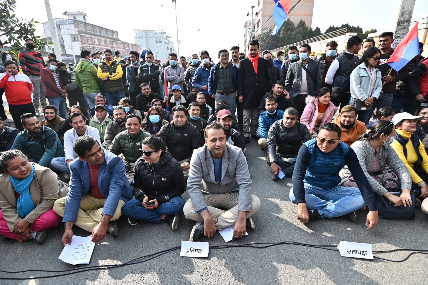 युवा संघको सडक संसदमा पनि सभामुखविरुद्ध नाराबाजी (फोटो फिचर) 